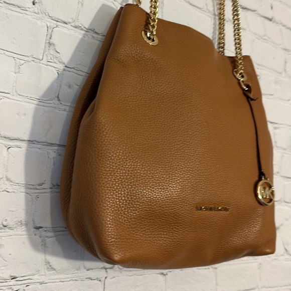 Michaels Kors Brown Pebbled Leather Soft supple cognac shoulder bag purse - Picture 5 of 14